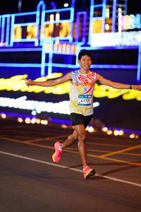 BIB: 41725
                            <button type="button" onclick="openModal(22834297)" class="btn btn-primary btn-sm float-right btn-popup" data-toggle="modal" data-target=".modal-high-quality">
                        <i class="fas fa-shopping-cart"></i> Add to Cart
                    </button>
                                            <button type="button" onclick="isThisMe(22834297, true)" class="btn btn-success btn-sm float-right btn-popup btn-isme hidden" data-toggle="tooltip" data-placement="bottom" title="นี่คือรูปของคุณใช่ไหม คลิกที่นี่เพื่อเอาเข้าอัลบั้ม">
                        <i class="fas fa-plus"></i> Add to album
                    </button>
                    <button type="button" onclick="isThisMe(22834297, false)" class="btn btn-warning btn-sm float-right btn-popup btn-isnotme hidden">
                        <i class="fas fa-ban"></i> Remove from album
                    </button>